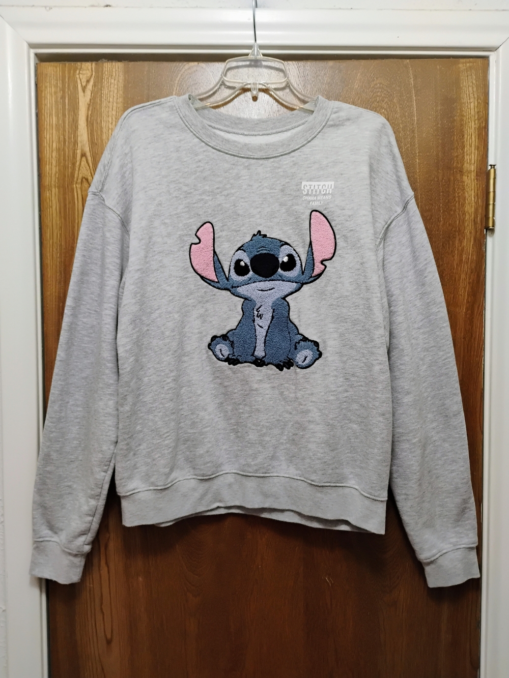Disney Gray Crewneck Sweatshirt with Embroidered 3D Stitch Graphic. Size XL